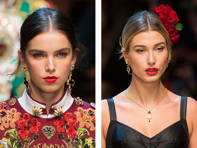 Robe rouge-rouge: photo de la nouvelle 2024