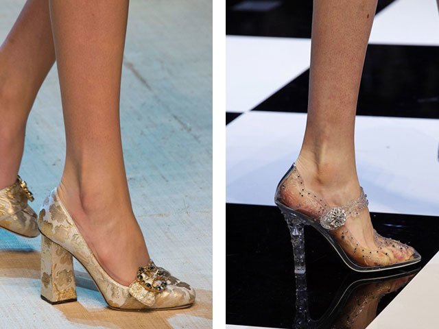 Robe rouge-rouge: photo de la nouvelle 2024