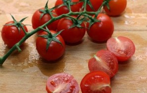 Salade au Maïs, Fromage et Tomates