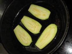 Aubergine au fromage et à l'ail