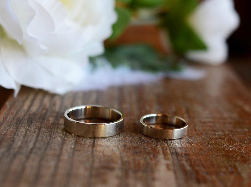 Bagues baril en or blanc Bagues baril en or blanc