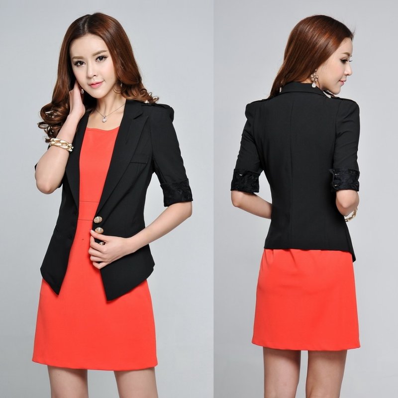 Robe d'affaires avec une veste Robe d'affaires avec une veste