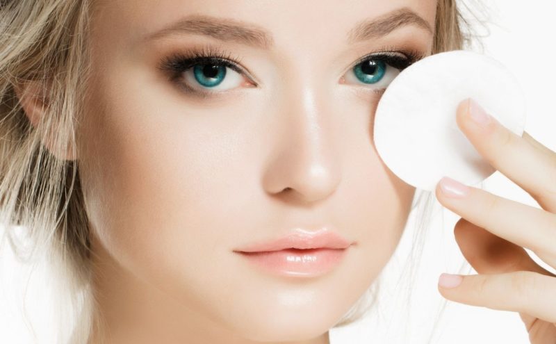 Enlever un masque facial à l'œuf pour peau sèche Peau après avoir utilisé un masque facial à l'œuf pour peau sèche