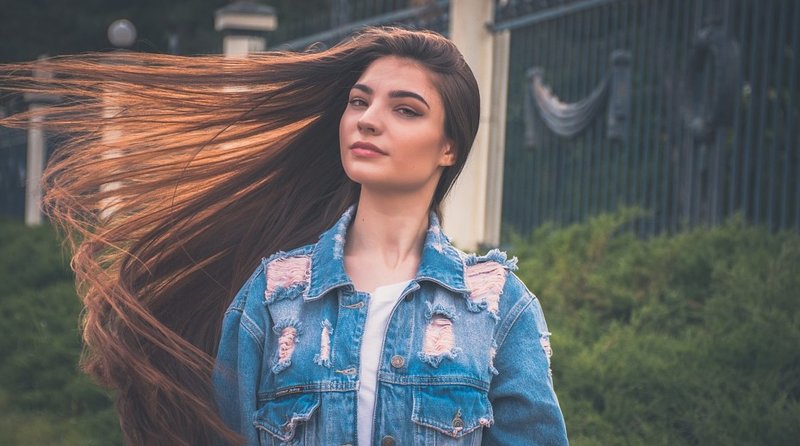 Cheveux longs Cheveux longs