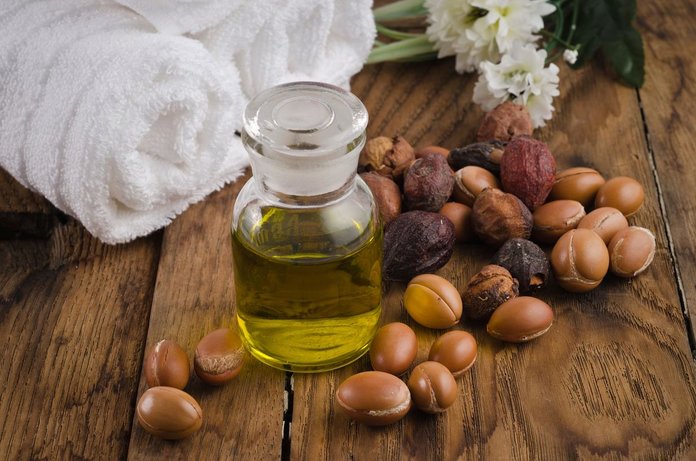 Avantages de l'huile d'argan pour les cheveux