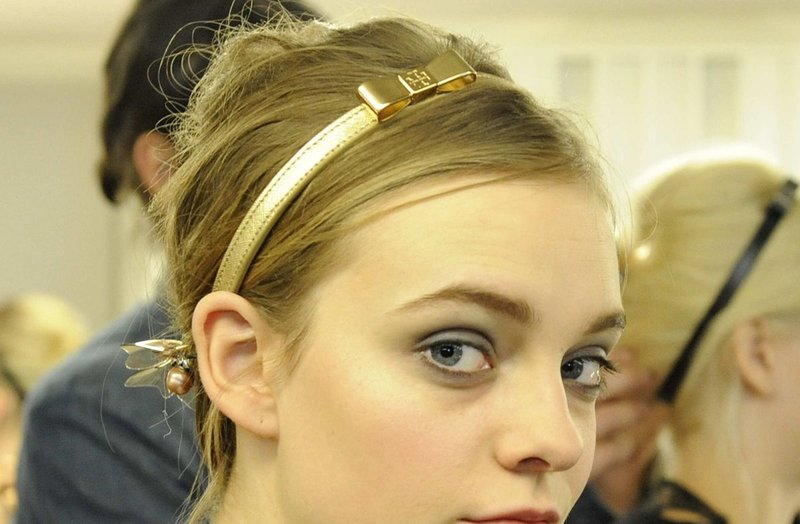 Lunette avec un arc soigné Lunette avec un arc soigné