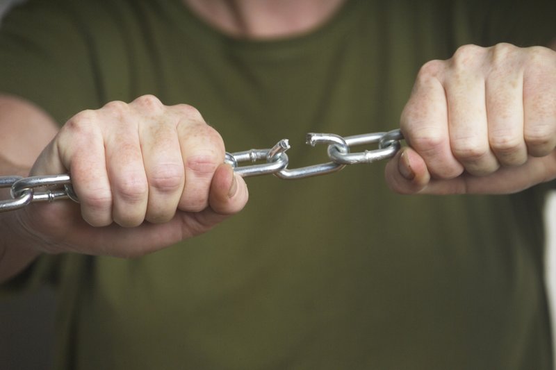 Se débarrasser de la culpabilité Déchirer les chaînes de la culpabilité