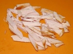 Salade de poitrine de poulet et cornichons