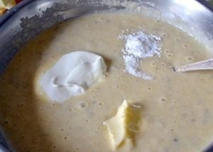 Semoule aux pruneaux et graines