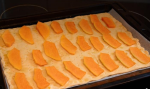 Tarte à la citrouille, fromage et graines