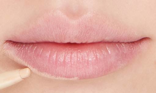 Contour des lèvres anticernes Contour des lèvres anticernes
