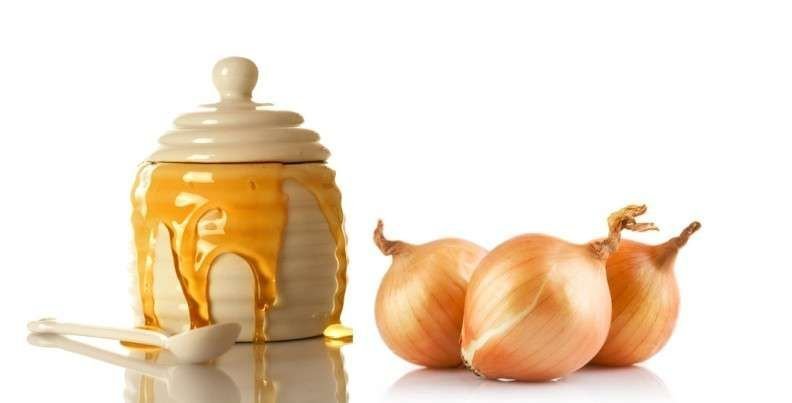Masque capillaire à l'oignon et au miel Masque capillaire à l'oignon et au miel