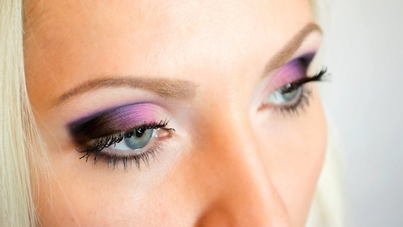 Maquillage abrupt Maquillage abrupt