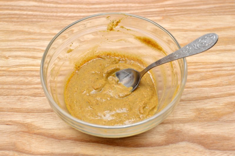 Masque de moutarde sous forme finie Masque de moutarde sous forme finie